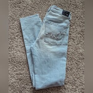 Women's American Eagle Jeans Size 8 Long Skinny Distressed Bleached